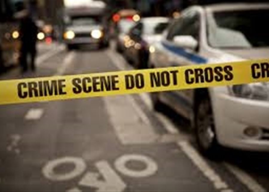 In the middle of New York street a woman with child shot 