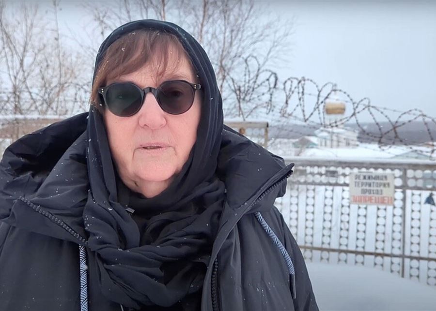 Navalny's mother appeals to Putin: Hand over my son's body